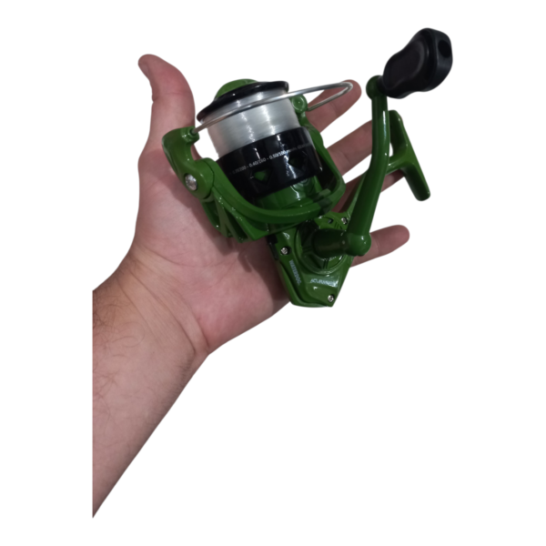 Reel Frontal De Pesca Variada Con Nailon Incluido Waterdog Acura 6001