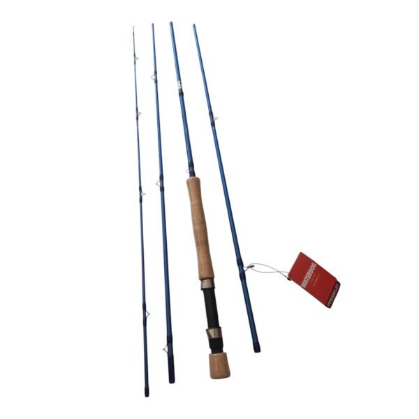 Caña fly Waterdog Caleufu junto a su funda Caña fly Waterdog Caleufu junto a su funda