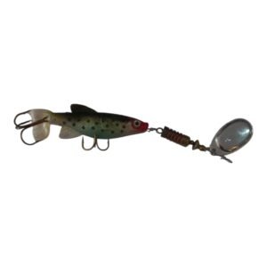 Señuelo cuchara Waterdog Aero Minnow A4MSG - vista lateral Señuelo cuchara Waterdog Aero Minnow A4MSG, pez siliconado verde con pintas y cabeza roja, con cuchara metálica, vista lateral
