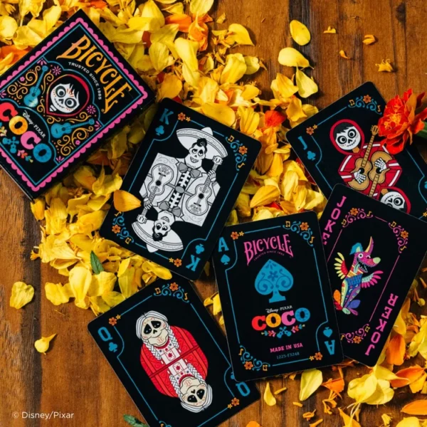 Naipes Bicycle Coco de Disney con estuche holográfico - foto 4